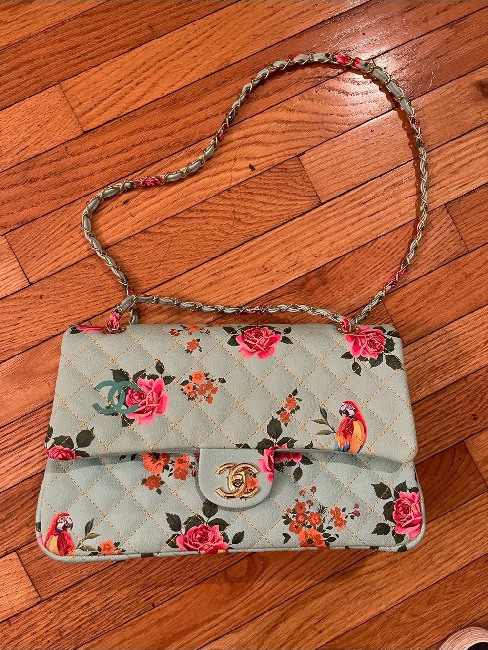 Luxury brand Quilted Floral Shoulder Bag with Gold Chain and parrot